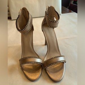 Adrienne Vittadini brand new sandals